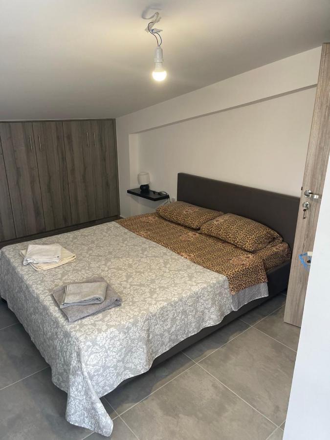 Airport View Apartments Artemida  Dış mekan fotoğraf